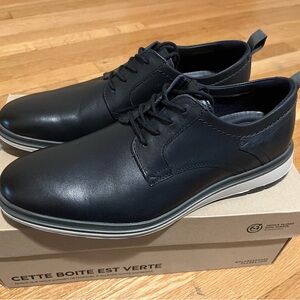 Clarks Chantry Lo NAVY BLUE Leather Shoe Size 9.5